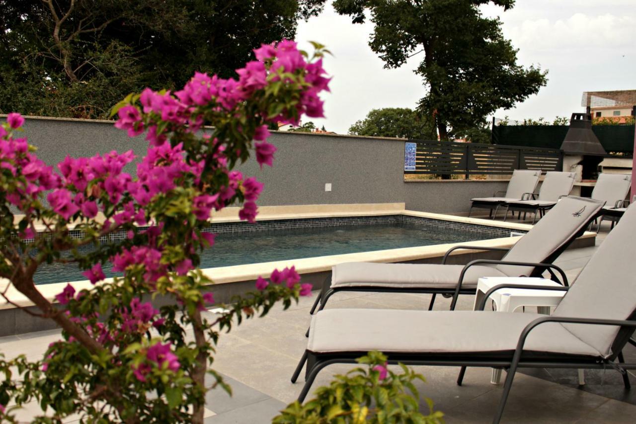Holiday House Veli Vrh พูลา ภายนอก รูปภาพ